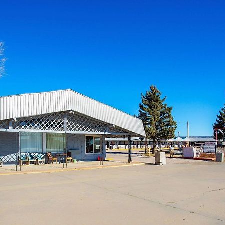 Rodeway Inn & Suites Ратон Экстерьер фото